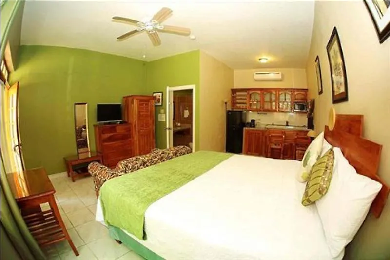 The Boardwalk Village Negril 3*,